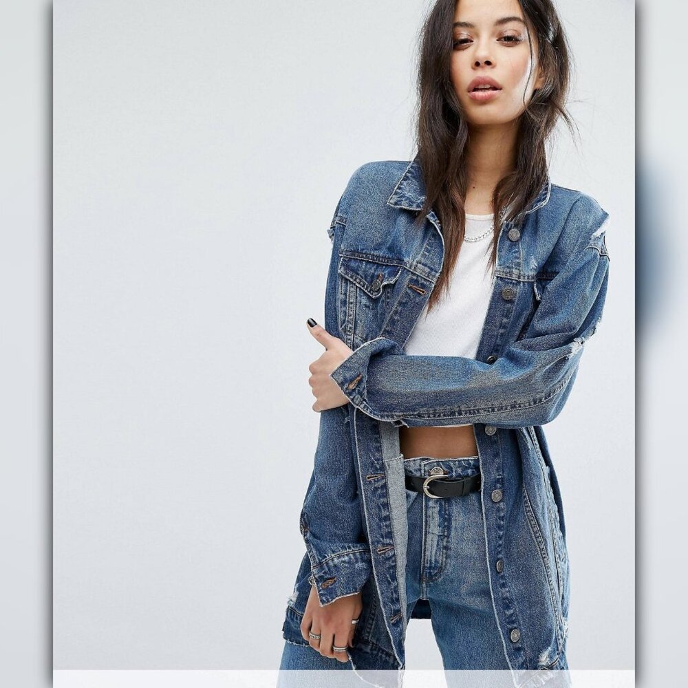 ♥ 586 ♥ (S) Longline Distressed Denim Jacket - Picture 3 of 3